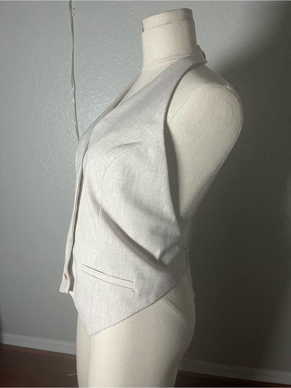 Ivory Button Front Halter Vest - Picture 3 of 5